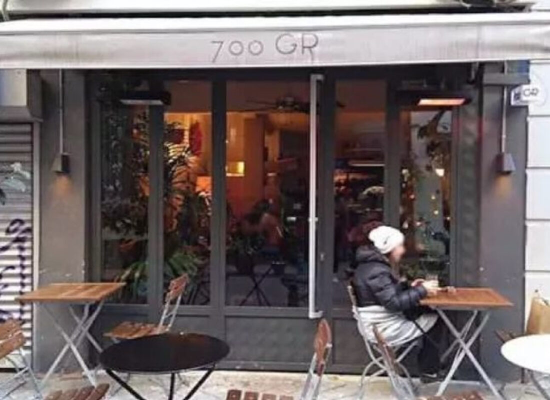 Kadıköy’de başörtülü diye genç kadını kafeden böyle kovdular!