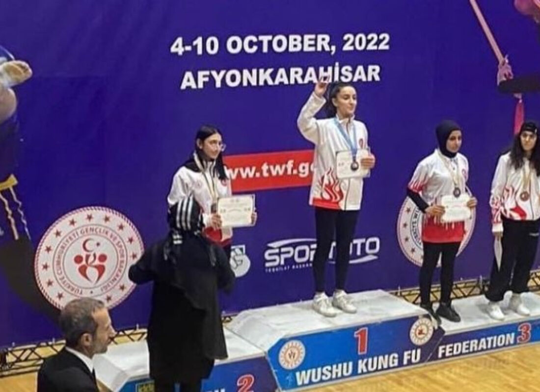 Sıla Zeynep Turan’ın ‘Bozkurt’lu sevinci rahatsız etti! Federasyon Başkan vekilinden çirkin müdahale