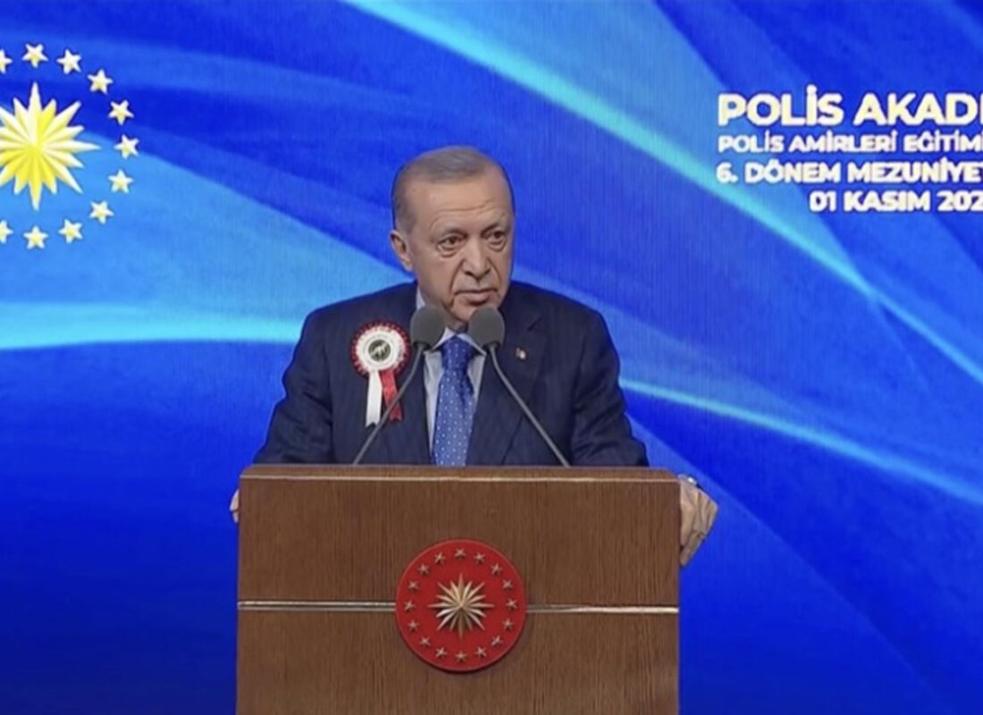 Cumhurbaşkanı Erdoğan: Uyuşturucuyla mücadele veren emniyet teşkilatıma iftirada bulunamazsınız