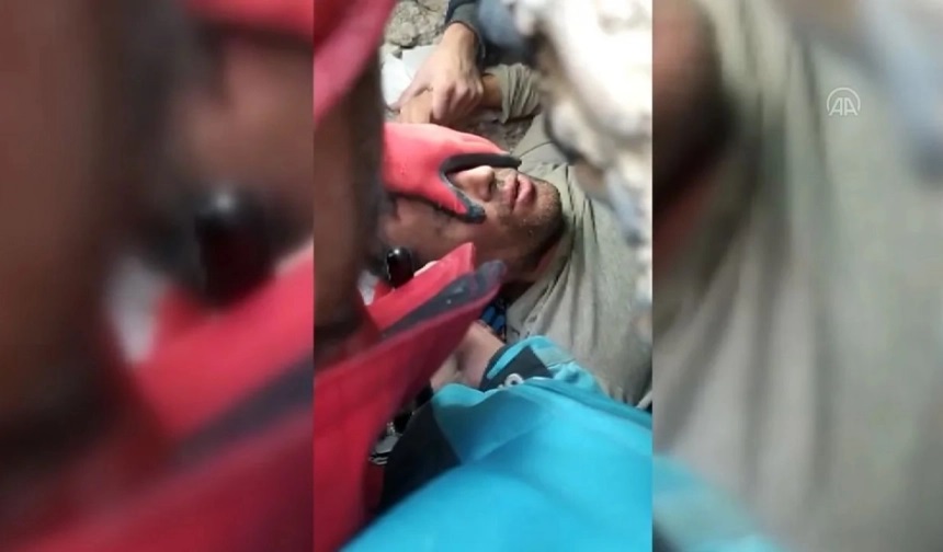 104 saat sonra enkazdan Bakara Suresi’ni okuyarak çıktı