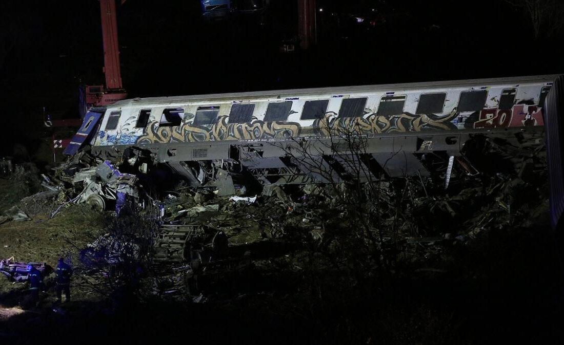 Yunanistan’daki tren kazasında ölü sayısı arttı