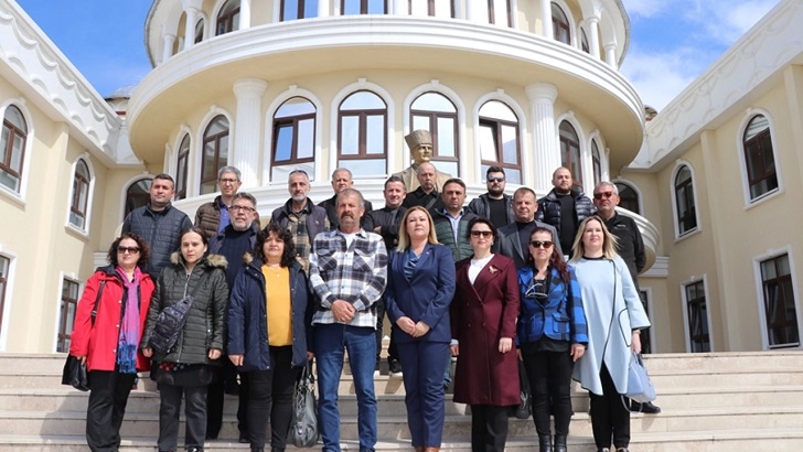 İP’de istifaların arkası kesilmiyor! Meclis’te 2 üyeleri kaldı