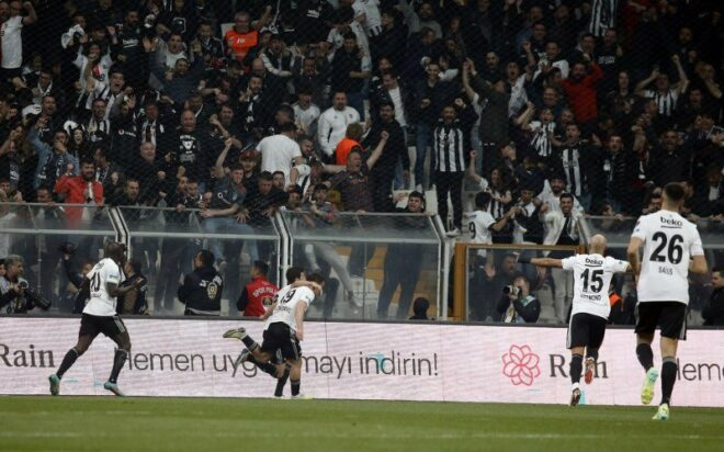 Derbide kazanan Beşiktaş