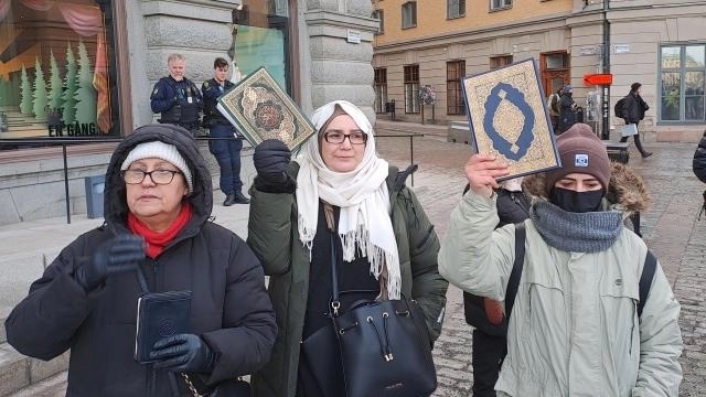 İsveçlilerin çoğunluğu Kur’an-ı Kerim yakılmasının yasaklanmasını istiyor