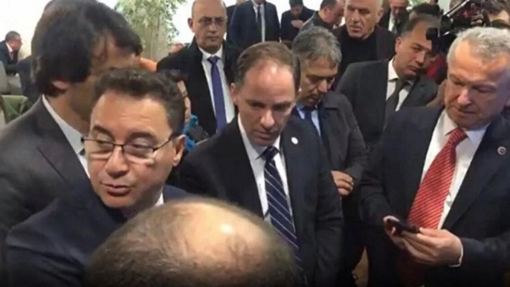 Ali Babacan’ın zor anları! CHP’li isimler Karadeniz gazını övünce…