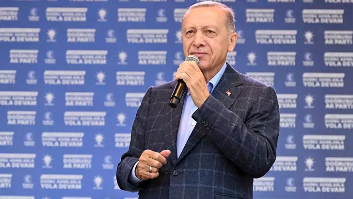 Cumhurbaşkanı Erdoğan’dan seçmenleri hedef alan muhalefete: Cahil de sizsiniz, menfaatçi de sizsiniz…