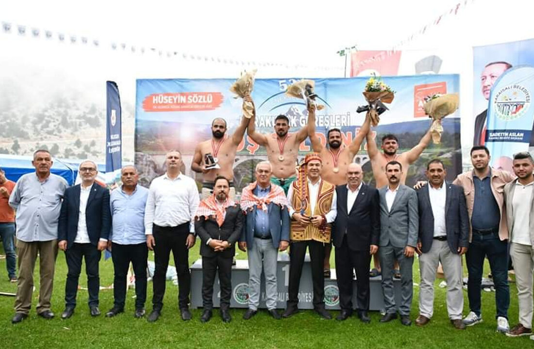 MHP Lideri Devlet Bahçeli Güreş Ağası Oldu