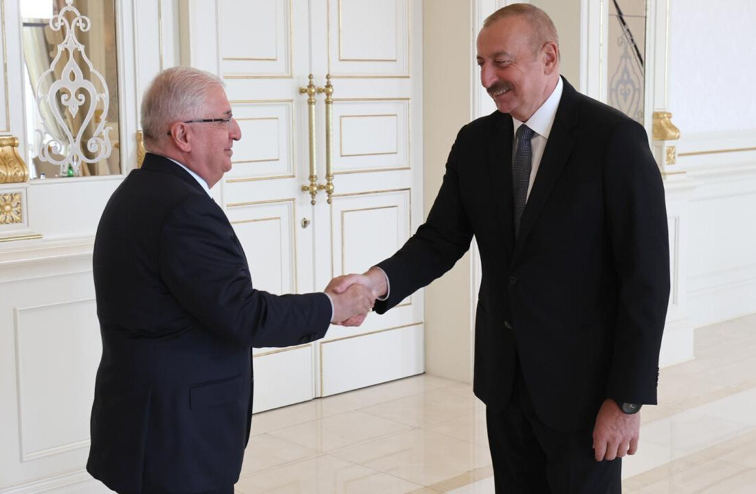 Bakan Güler Azerbaycan Cumhurbaşkanı Aliyev ile görüştü