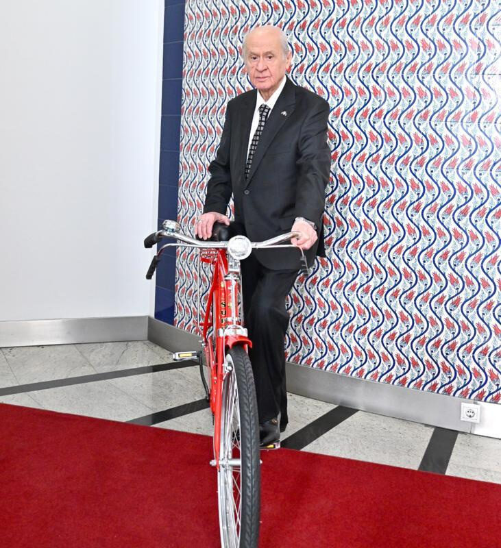 MHP Lideri Bahçeli’den ‘bisikletli’ mesaj