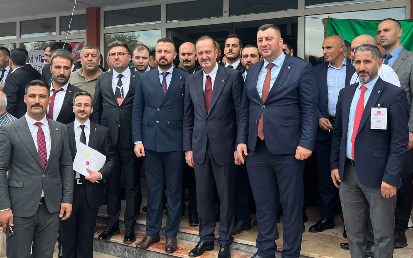 MHP’li Osmanağaoğlu, Tekirdağ İl Başkanlığı Olağan Kongresinde Konuştu