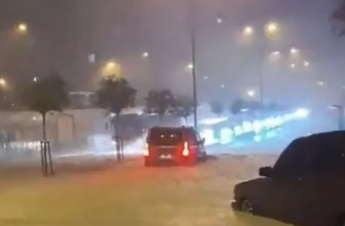 Metroları su bastı, araçlar yolda kaldı… İstanbul’da sağanak etkili oluyor