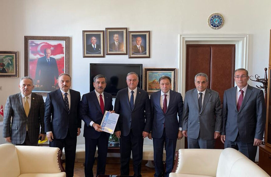 Türkiye Kamu-Sen Genel Başkanı Önder Kahveci’den MHP’li Akçay’a ziyaret