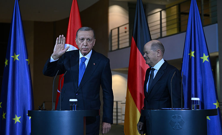 Cumhurbakanı Erdoğa’nın Biz Holokost cenderesinden geçmedik Borcumuzda yok sözleri Avrupa’da yankılandı