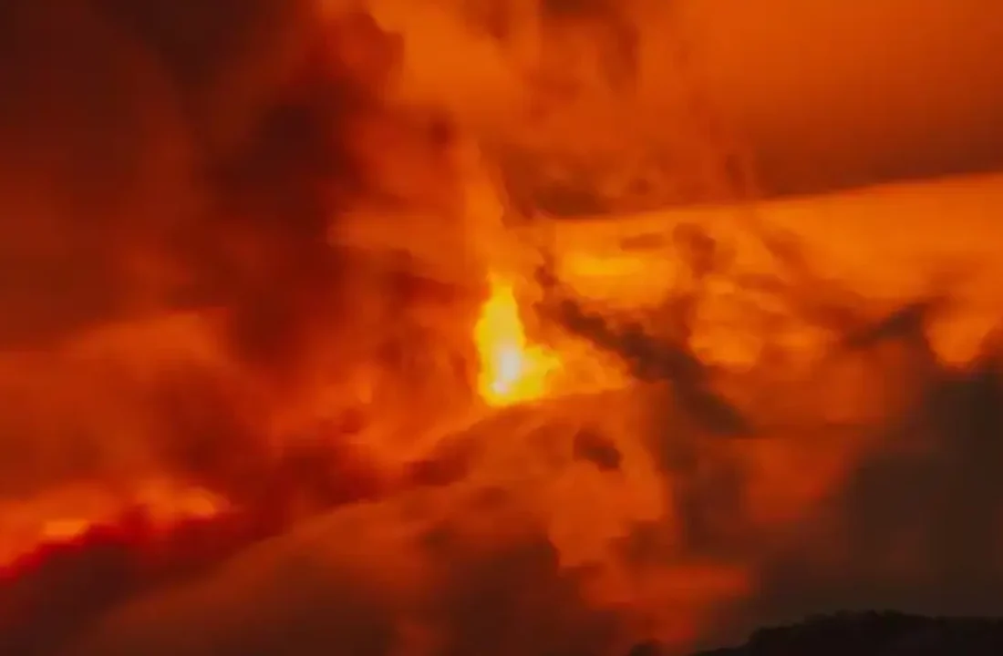 Santorini’deki Yeni Kameni Volkanı aktif hale geldi