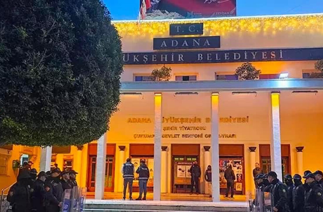 Adana Büyükşehir Belediyesine operasyon 