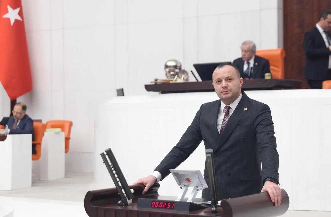 MHP’li Akgül: İlmi bilen aldanmaz, imanı bilen aldatmaz, kendini bilen aldatılmaz