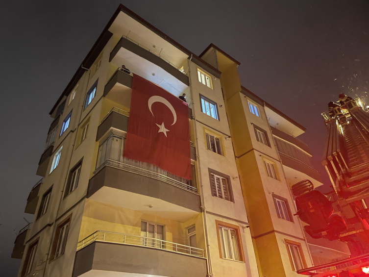 Şehitlerin acı haberleri ailelerine ulaştırıldı