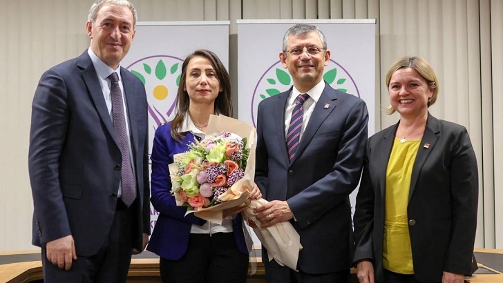 DEM Parti’den CHP’ye iade-i ziyaret: Seçim iş birliği konuşulacak