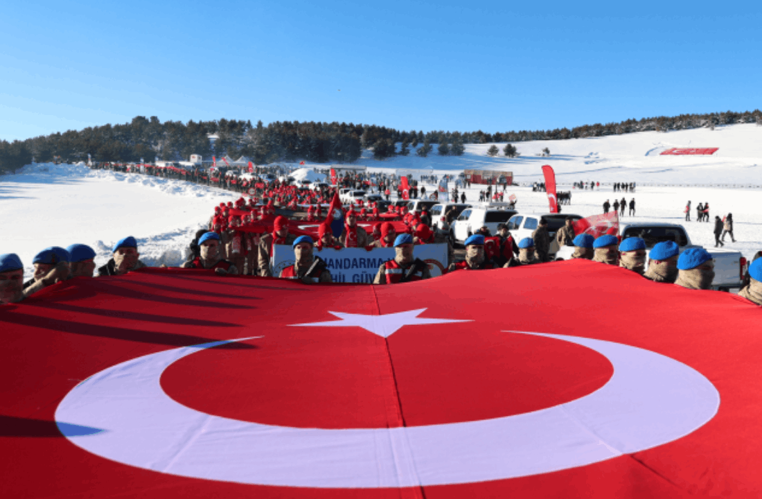Sarıkamış şehitlerini anma yürüyüşü düzenlendi