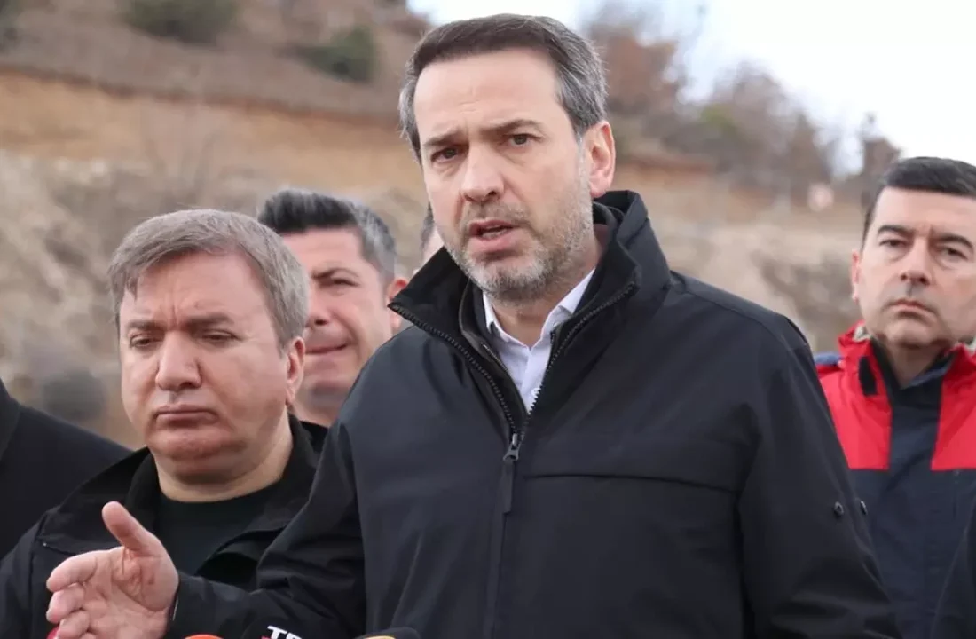 Erzincan’da toprak kayması! Bakan Bayraktar: Suda alınan numuneler temiz çıktı