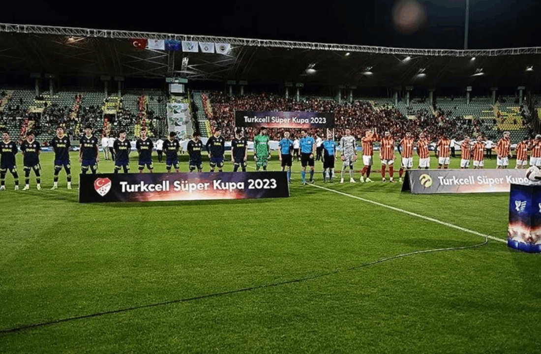Yarıda kalan Süper Kupa maçı tarihe geçti