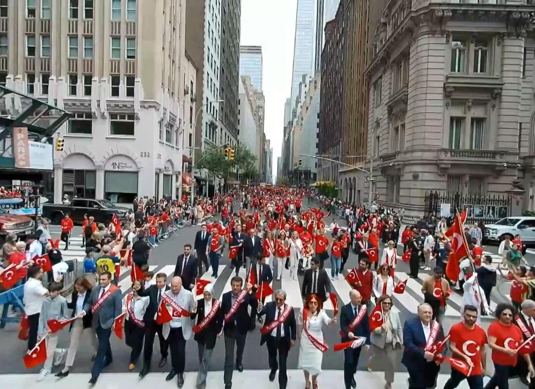 New York’ta Geleneksel Türk Günü Yürüyüşü