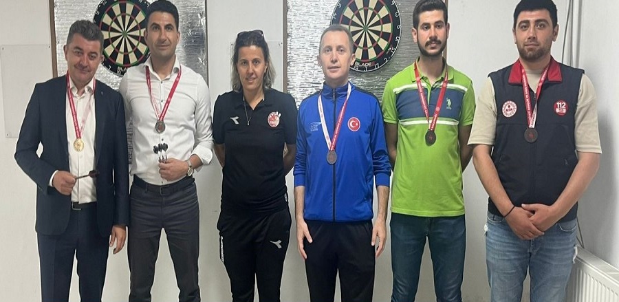 Muğla SGK Müdürü Özkan Arslan’dan Dart turnuvasında genç yetenekler arasında büyük başarısı