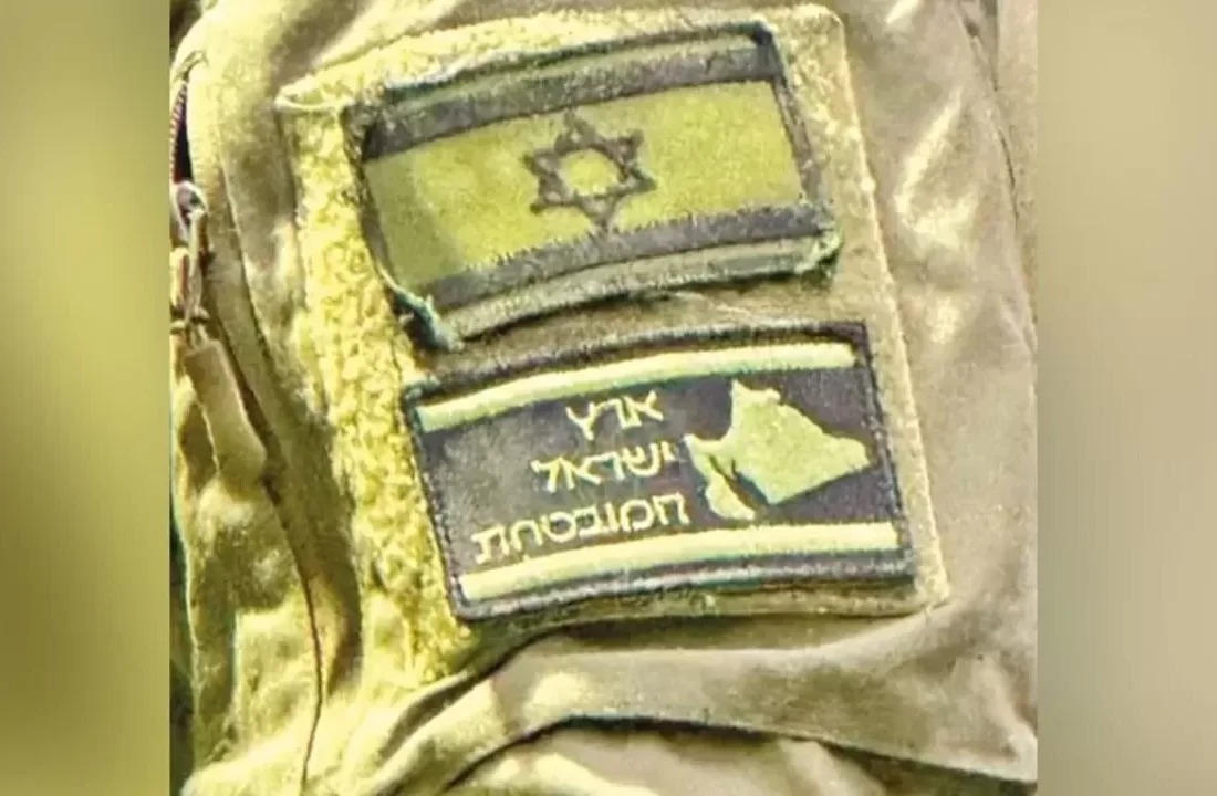 İSrail askerlerinin kolunda skandal harita! Türkiye dahil 7 ülkeyi kapsıyor