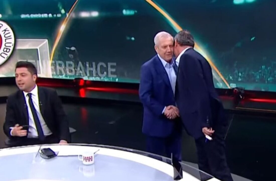 Canlı yayında tarihi buluşma! Başkanlar kozlarını paylaştı