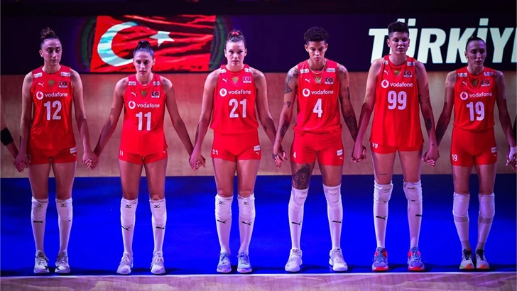A Milli Kadın Voleybol Takımı, Milletler Ligi’nde finallere kalmayı garantiledi