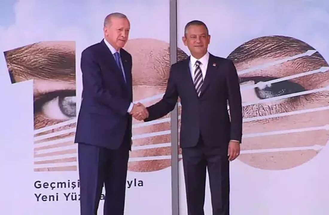 Cumhurbaşkanı Erdoğan’dan Özgür Özel’e iade-i ziyaret