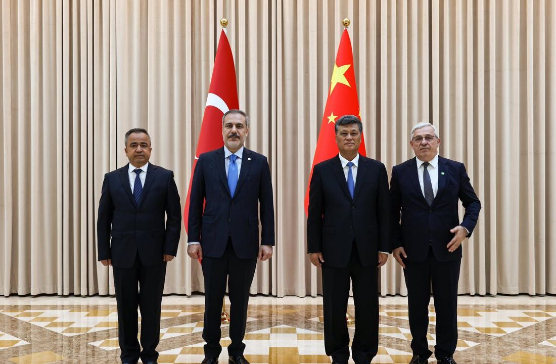 Dışişleri Bakanı Fidan, Sincan Uygur Özerk Bölgesi’nde temaslarda bulundu