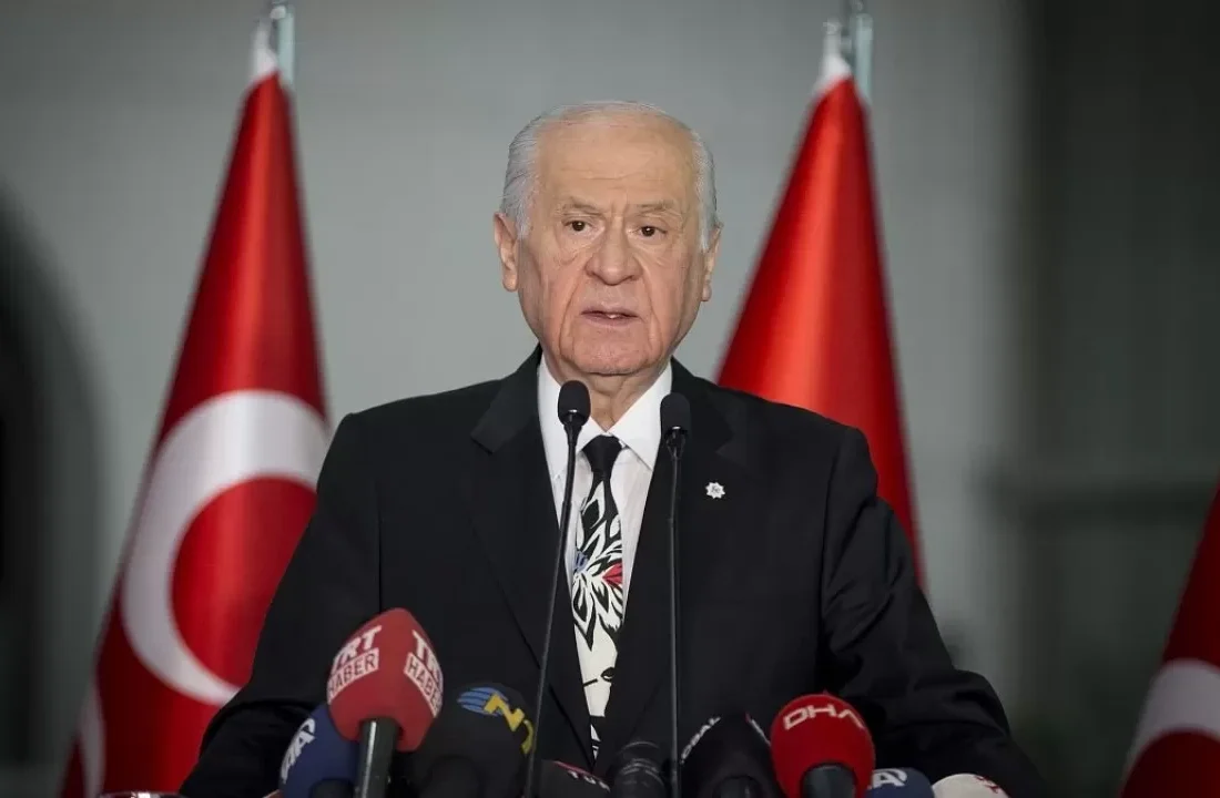 MHP lideri Devlet Bahçeli’den Özgür Özel’e sert tepki: Yakından tanıdığımız bölücü bir ağız!