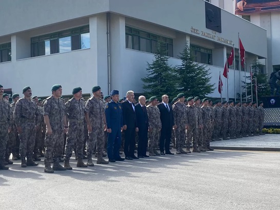 MHP Lideri Bahçeli’den Polis Özel Harekat Başkanlığına ziyaret
