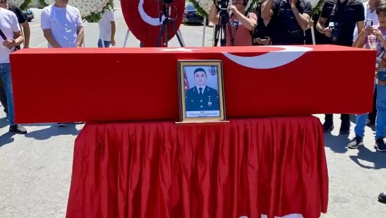 Şehit Astsubay Habip Murat Alp’in naaşı dualarla toprağa verildi