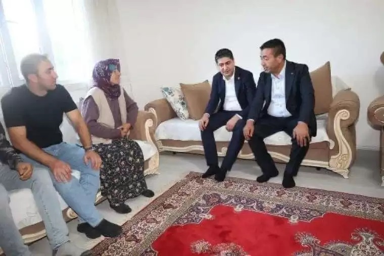 MHP’li İsmail Özdemir sel felaketi yaşayan Bünyan’da incelemelerde bulundu