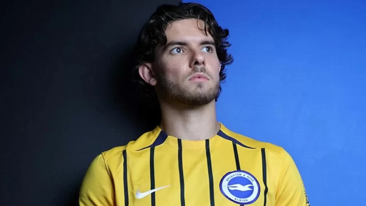 Brighton’dan Ferdi Kadıoğlu paylaşımı: Seçimi olay oldu