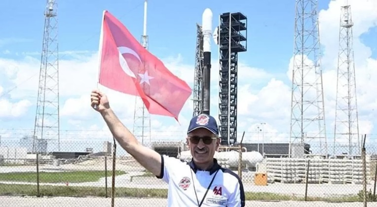 Sri Lanka’nın 50 kanalı, Türkiye’nin yerli ve milli teknolojisiyle yayın yapacak