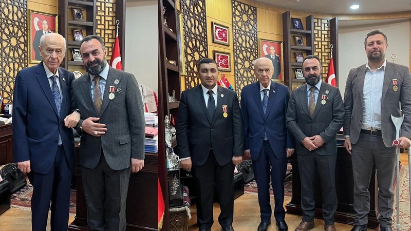 Türkiye Gaziler ve Şehit Aileleri Vakfı Genel Başkanı MHP Lideri Bahçeli’yi ziyaret etti