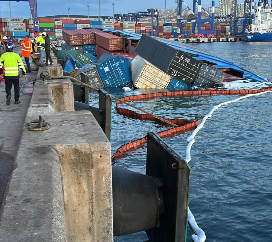 Bakanlık duyurdu! Ambarlı Mardaş Limanı’nda konteyner gemisi yan yattı