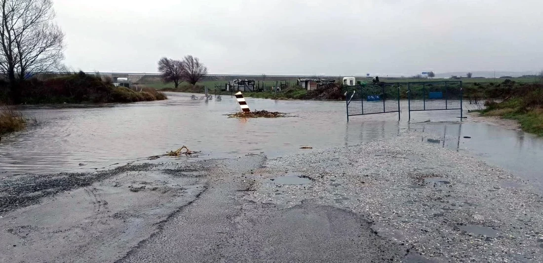 Türkiye genelinde yağışlar hayatı felç etti