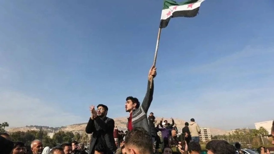 Terör örgütü, Suriye’de köşeye sıkıştı! İşbirlikçileri saf değiştirdi…