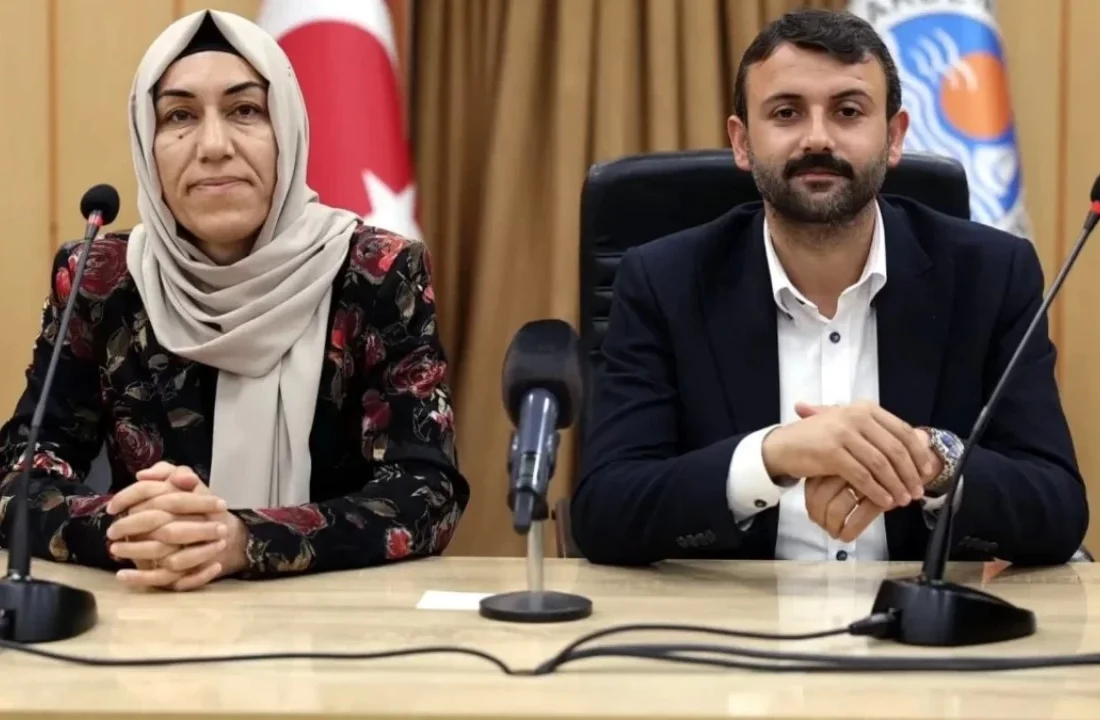 DEM’li Akdeniz Belediyesi’ne kayyum: Hoşyar Sarıyıldız tutuklandı