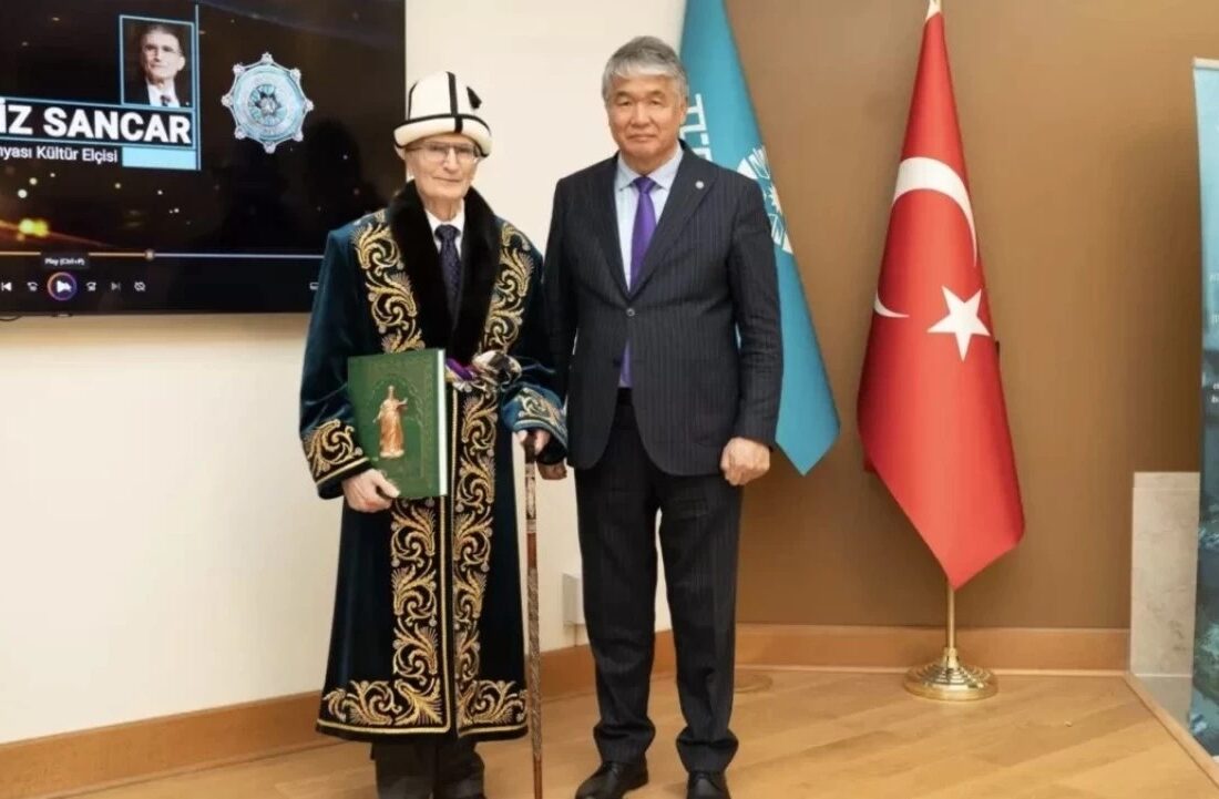Aziz Sancar’a ‘Türk Dünyası Kültür Elçisi’ ödülü takdim edildi