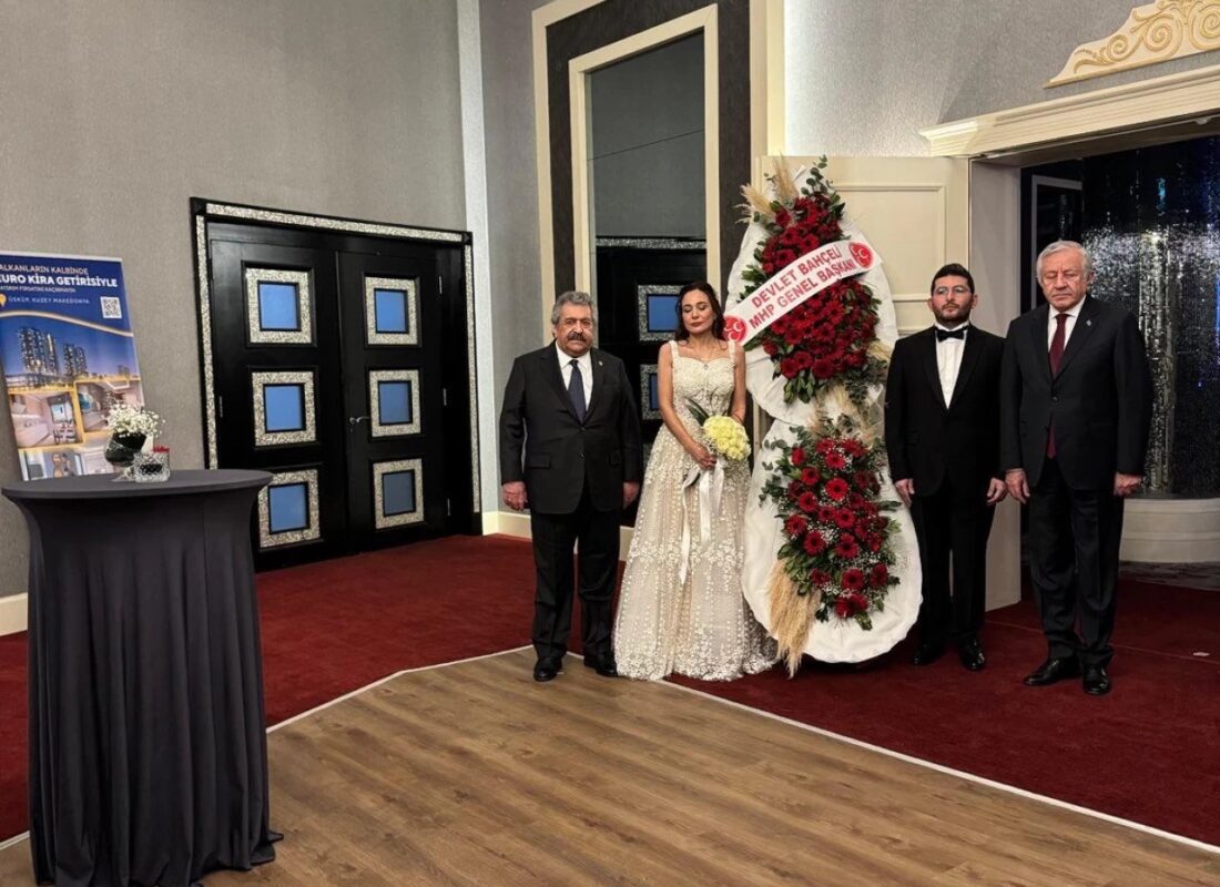 MHP’li Feti Yıldız ve Cıvan ailesinin mutlu günü