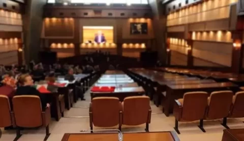 İBB Meclisinde İmamoğlu İnşaat’ın malvarlığına ilişkin soru önergesi reddedildi