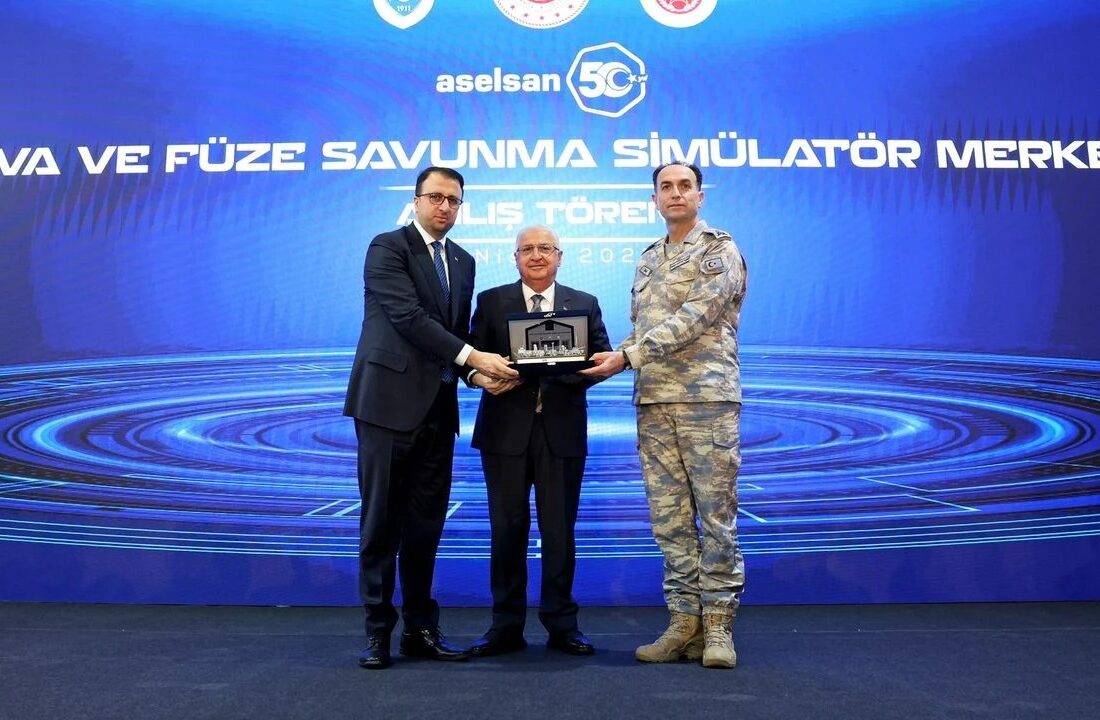 Bakanı Güler, Hava ve Füze Savunma Simülatör Merkezi Açılış Töreni’ne katıldı