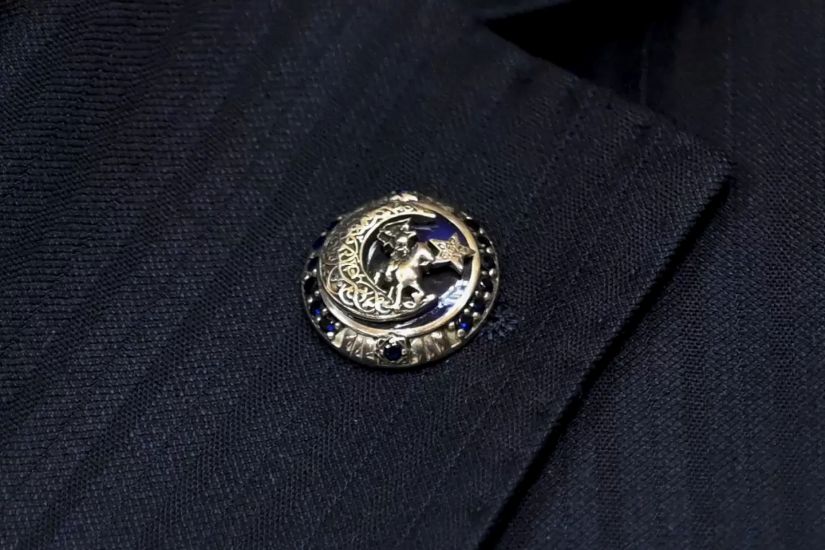 Devlet Bahçeli, aksesuarlarla yine gündem oldu