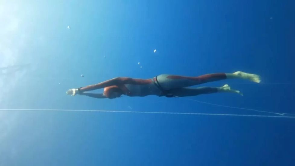 Birgül Erken, Serbest Dalış Türkiye Şampiyonası’nda Türkiye rekoru kırdı