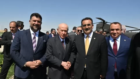 Malazgirt’te Bahçeli’ye sıcak karşılama! Başkan Türker teşekkürlerini iletti